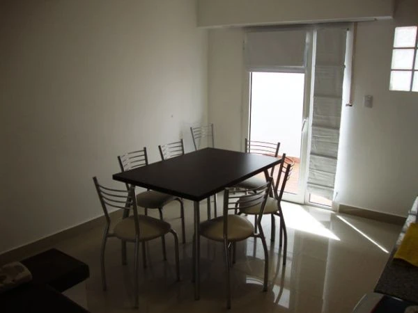 Excelente Duplex de Categoría - Totalmente Equipado - Muy buena ubicación - A solo 1 cuadra de la peatonal y a 30mts del mar - A estrenar - Dúplex/Tríplex en Villa Gesell