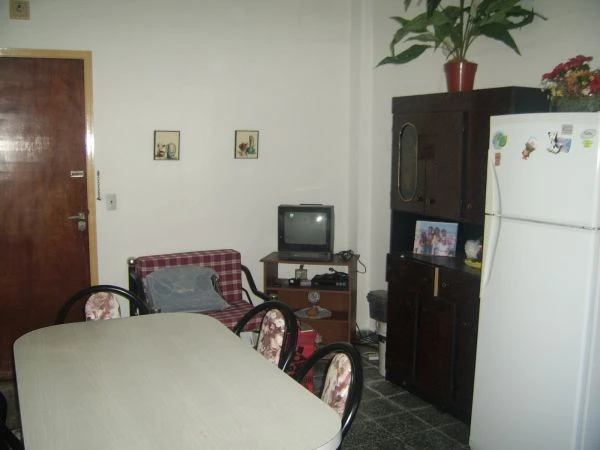 2 Ambientes en Pleno Centro - Excelente Estado - A 3 cuadras del mar - a 1 cuadra de coto - Departamento en Mar de Ajó