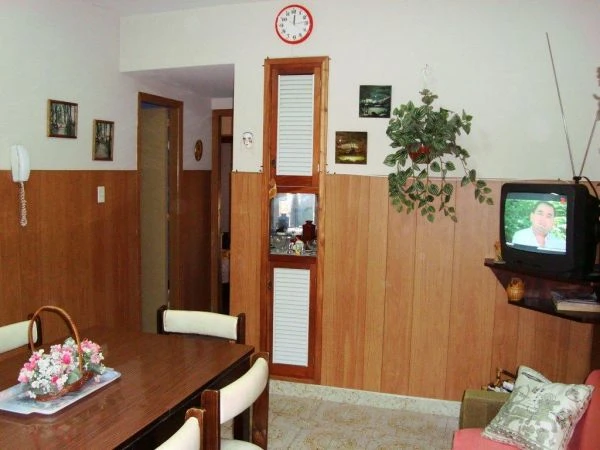 3 Ambientes en 2do Piso con Ascensor - A 1 cuadra del muelle - ½ cuadra del mar - a 7 cuadras del centro - Departamento en Mar de Ajó