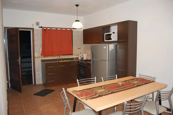 3 Ambientes con Cochera Cubierta - A 1 cuadra de la playa - a 5 cuadras del centro - a 2 cuadras del muelle - Dúplex/Tríplex en Mar de Ajó