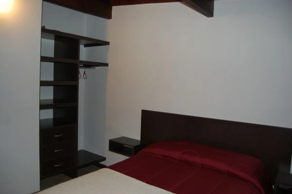 3 Ambientes con Cochera Cubierta - A 1 cuadra de la playa - a 5 cuadras del centro - a 2 cuadras del muelle - Dúplex/Tríplex en Mar de Ajó