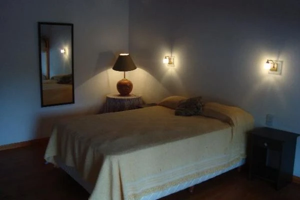 Espaciosa y confortante - Disponibilidad hasta 6 personas - Totalmente equipada  - Cabaña en San Clemente