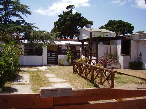 3 Ambientes - Estacionamiento - Pleno Centro - A 4 cuadras del mar - Casa/Chalet en Mar de Ajó