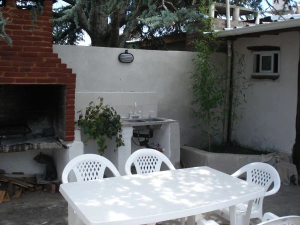 3 Ambientes - Estacionamiento - Pleno Centro - A 4 cuadras del mar - Casa/Chalet en Mar de Ajó