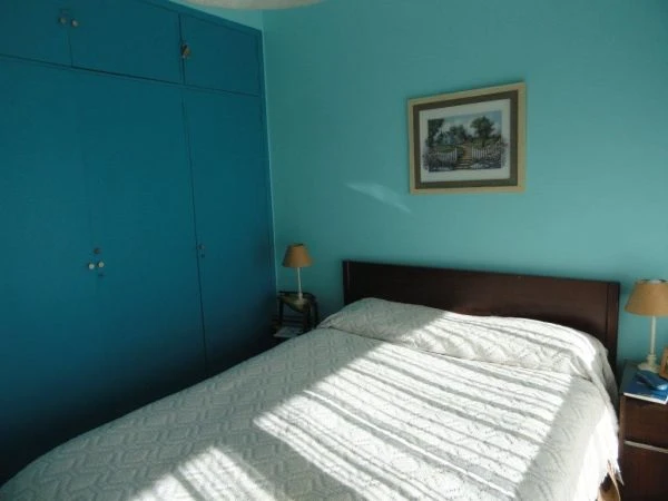 3 Ambientes en 7mo Piso a la Calle - Cochera Cubierta y Fija - A 2 cuadras de la playa La Perla - Departamento en Mar del Plata