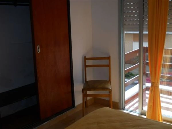 2 Ambientes con Balcon a la Calle - Edificio Mar II - Zona Centrica y Tranquila. - A ½ cuadra del muelle - A 1½ cuadra de la peatonal - A 1 cuadra de la Plaza SARMIENTO y su feria - Departamento en San Clemente