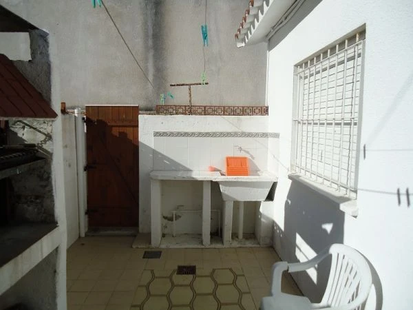 3 Ambientes - Pequeño pero Comodo - A 2 cuadras del mar - a 1 cuadra del centro - a 1 cuadra de la terminal de omnibus - Casa/Chalet en La Lucila del Mar