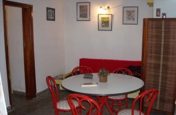 3 Ambientes en Pleno Centro - Patio con parrilla - A 2 cuadras de la peatonal - a 3 cuadras de la playa - Casa/Chalet en San Bernardo