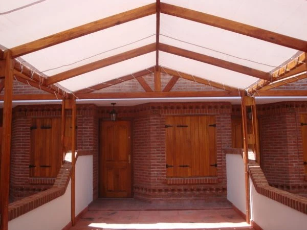 Complejo Paraiso - Un Lugar Para Disfrutar - 4 Ambientes al Frente - Cochera Cubierta - A 2 cuadras del mar - a 2 cuadras del centro comercial - Dúplex/Tríplex en La Lucila del Mar
