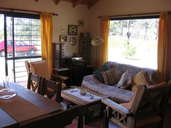 3 Ambientes Muy Equipados Para Exigentes - Estacionamiento - El Pinar - A 3 cuadras del mar por camino interno - Casa/Chalet en La Lucila del Mar