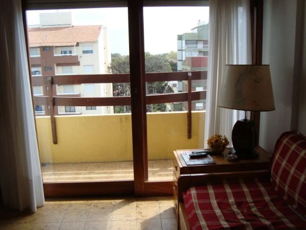 2 Ambientes en 6to Piso - Muy Luminoso y Ventilado - A 1 cuadra del mar - Departamento en San Bernardo