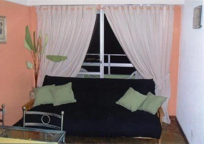 Monoambiente en 9no Piso al Frente - Balcon Saliente - Cochera Opcional - A 1 cuadra de la plaza Colon - Departamento en Mar del Plata