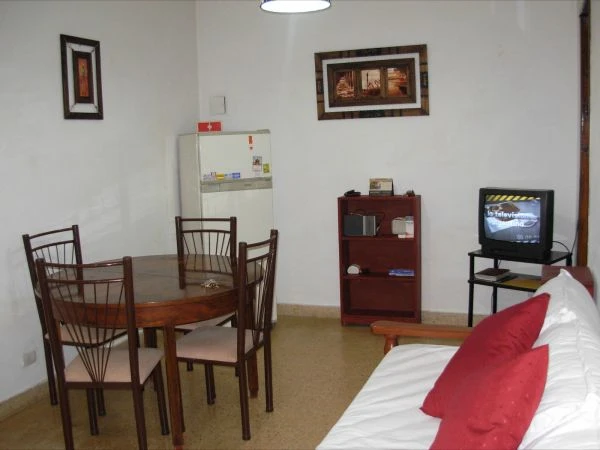2 Ambientes en Planta Baja - Muy Lindo y Comodo - A 1 cuadra del mar - a metros de la peatonal - Departamento en Mar de Ajó