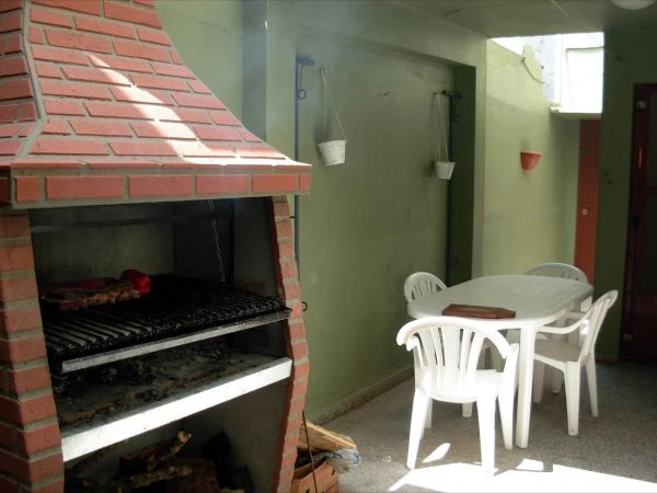 2 Ambientes en Planta Baja - Muy Lindo y Comodo - A 1 cuadra del mar - a metros de la peatonal - Departamento en Mar de Ajó