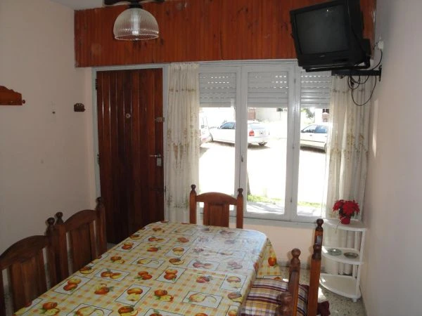 Complejo: 3 Ambientes en Perfecto Estado - Cochera - Atendido por sus Dueños - A 3 cuadras del mar - a 3 cuadras del Centro  - Dúplex/Tríplex en La Lucila del Mar