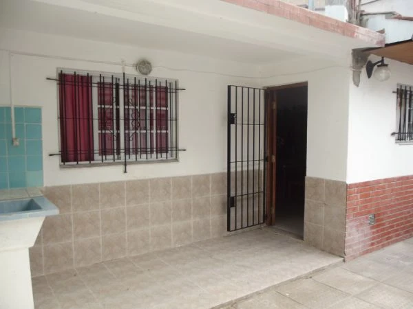 3 Ambientes Muy Amplios - A 4 cuadras del mar - Casa/Chalet en San Bernardo