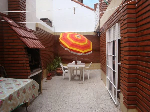 3 Ambientes - Garage Cubierto - Terraza - Barrio muy tranquilo y arbolado - a 4 cuadras del mar - Dúplex/Tríplex en San Bernardo