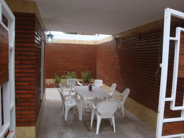 3 Ambientes - Garage Cubierto - Terraza - Barrio muy tranquilo y arbolado - a 4 cuadras del mar - Dúplex/Tríplex en San Bernardo