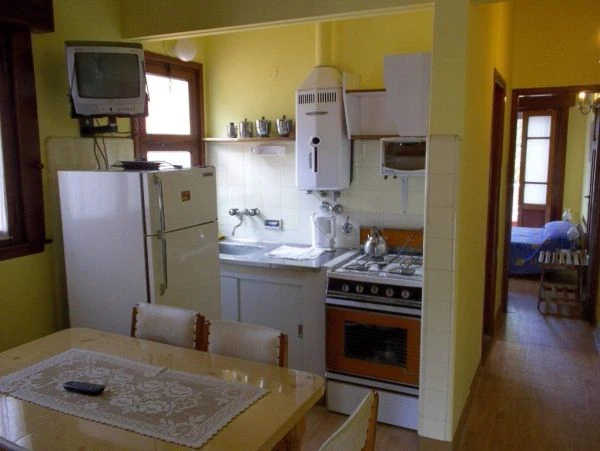 3 Ambientes en Planta Alta - Terreno con Arboles Frutales y Flores - A 5 cuadras del mar - a 4 cuadras de Av. Chiozza - Departamento en San Bernardo