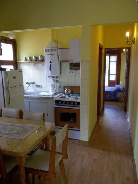 3 Ambientes en Planta Alta - Terreno con Arboles Frutales y Flores - A 5 cuadras del mar - a 4 cuadras de Av. Chiozza - Departamento en San Bernardo