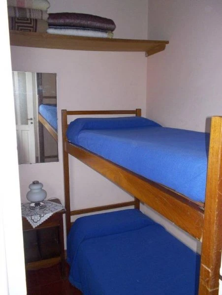 3 Ambientes en Planta Alta - Terreno con Arboles Frutales y Flores - A 5 cuadras del mar - a 4 cuadras de Av. Chiozza - Departamento en San Bernardo