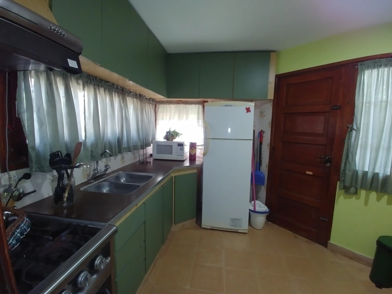 3 Ambientes en Zona Residencial - Cochera Descubierta - A 4 cuadras del mar - Casa/Chalet en San Bernardo