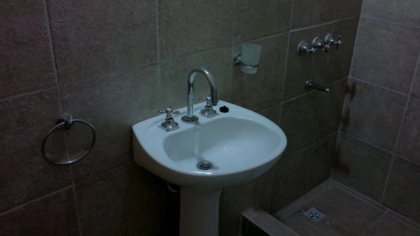 2 Ambientes Amplios - Totalmente a Estrenar (Ningun Uso) - A ½ cuadra del mar - a 2 cuadras de la peatonal - Departamento en Mar de Ajó