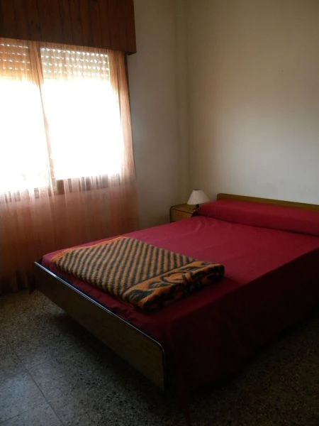 3 Amplios Ambientes - Entrada de Auto - Ideal para Descansar - A 1 cuadra del mar - a 1 cuadra del muelle de pescadores - Casa/Chalet en Mar de Ajó