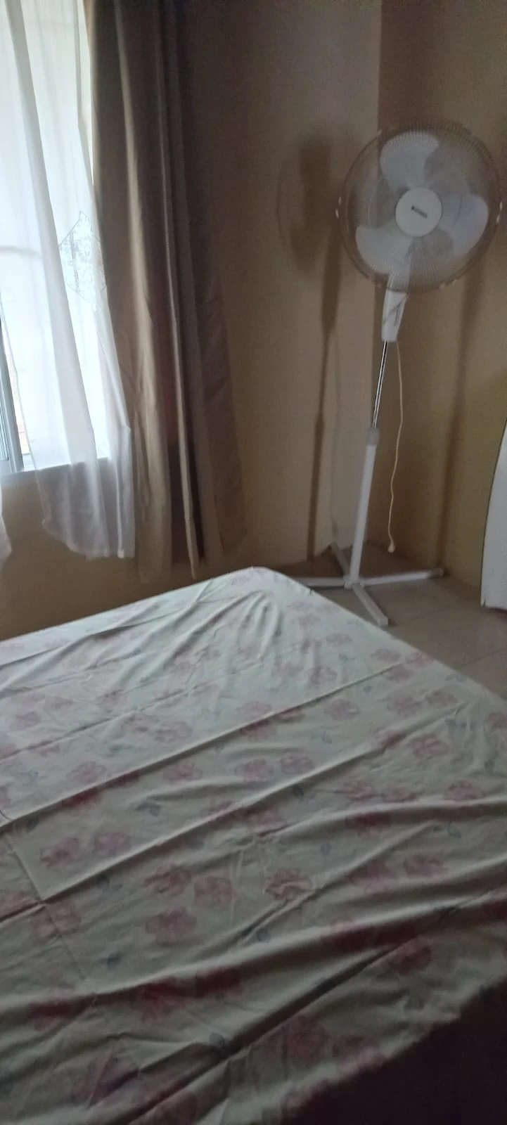 Cabaña para 5 personas - A 6 cuadras de la playa sobre Fragata Sarmiento. - Cabaña en Aguas Verdes