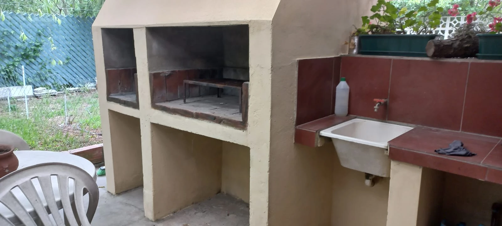 Cabaña para 5 personas - A 6 cuadras de la playa sobre Fragata Sarmiento. - Cabaña en Aguas Verdes