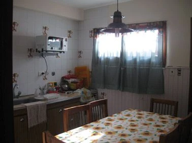 3 Ambiente con Cochera - Excelente Ubicacion - A 1 cuadra de Av. San Bernardo - a 5 cuadras del mar - a 1 cuadra del supermercado Disco - Dúplex/Tríplex en San Bernardo