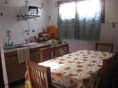 3 Ambiente con Cochera - Excelente Ubicacion - A 1 cuadra de Av. San Bernardo - a 5 cuadras del mar - a 1 cuadra del supermercado Disco - Dúplex/Tríplex en San Bernardo