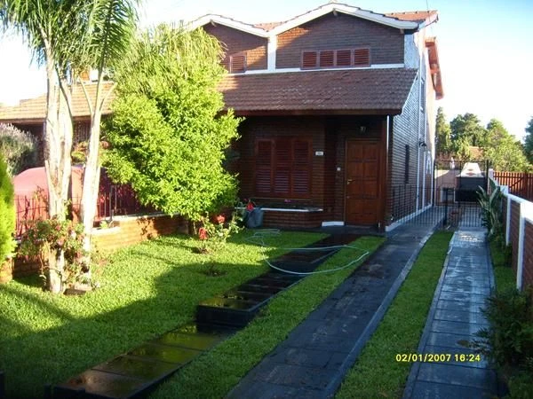 3 Ambientes - Garage para 3 Autos - A 5 cuadras del mar - a 5 cuadras del centro - Dúplex/Tríplex en Mar de Ajó