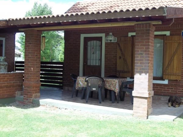 4 Ambientes con Cochera - El Pinar - A 4 cuadras del mar - Cabaña en La Lucila del Mar