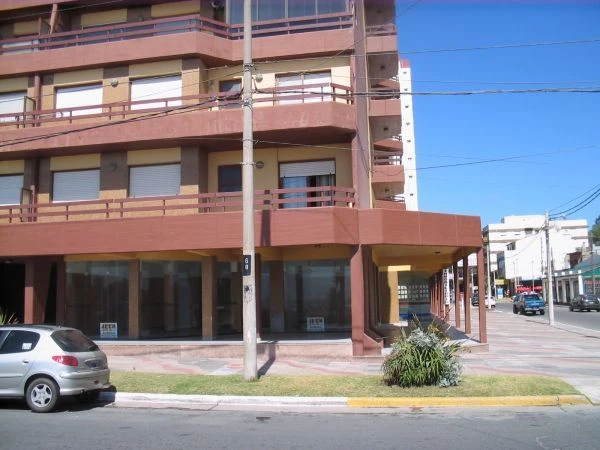 3 ambientes frente al mar con cochera, muy amplio. - Zona centrica - a 1 cuadra de la peatonal - a 1 cuadra del cine - Departamento en San Bernardo