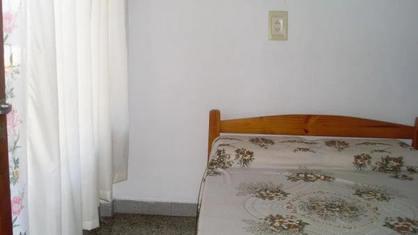 2 Ambientes - A 6 cuadras del mar - Casa/Chalet en Santa Teresita