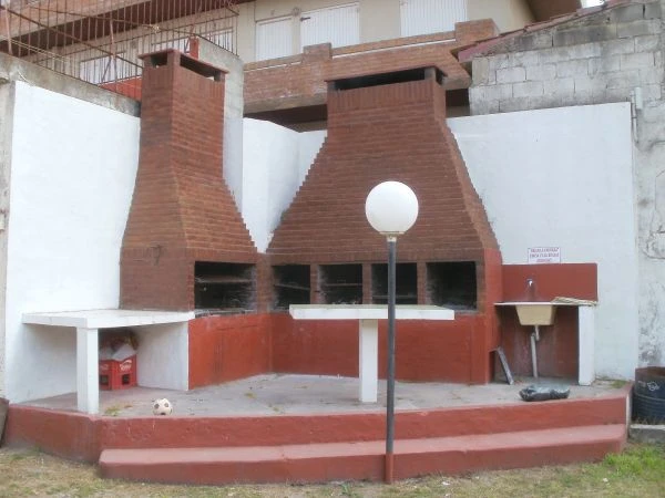 2 Ambientes en 1er Piso - Balcón en la Playa - Cochera - Edificio Tamarisco - Frente al mar - Departamento en Villa Gesell