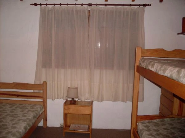 4 Ambientes con Entrada de Auto - Zona Muy Tranquila - A 4 cuadras del mar - a 7 cuadras del centro - Dúplex/Tríplex en San Bernardo