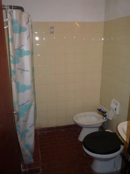 2 Ambientes en 2do Piso - Pleno Centro - Muy Luminoso - A 2 cuadras de la peatonal - a 3 cuadras del mar - Departamento en San Bernardo