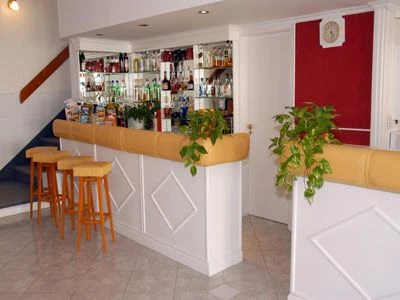 Divino Royal - Estacionamiento Privado - Piscina Climatizada - A 2 cuadras del mar - Departamento en San Bernardo