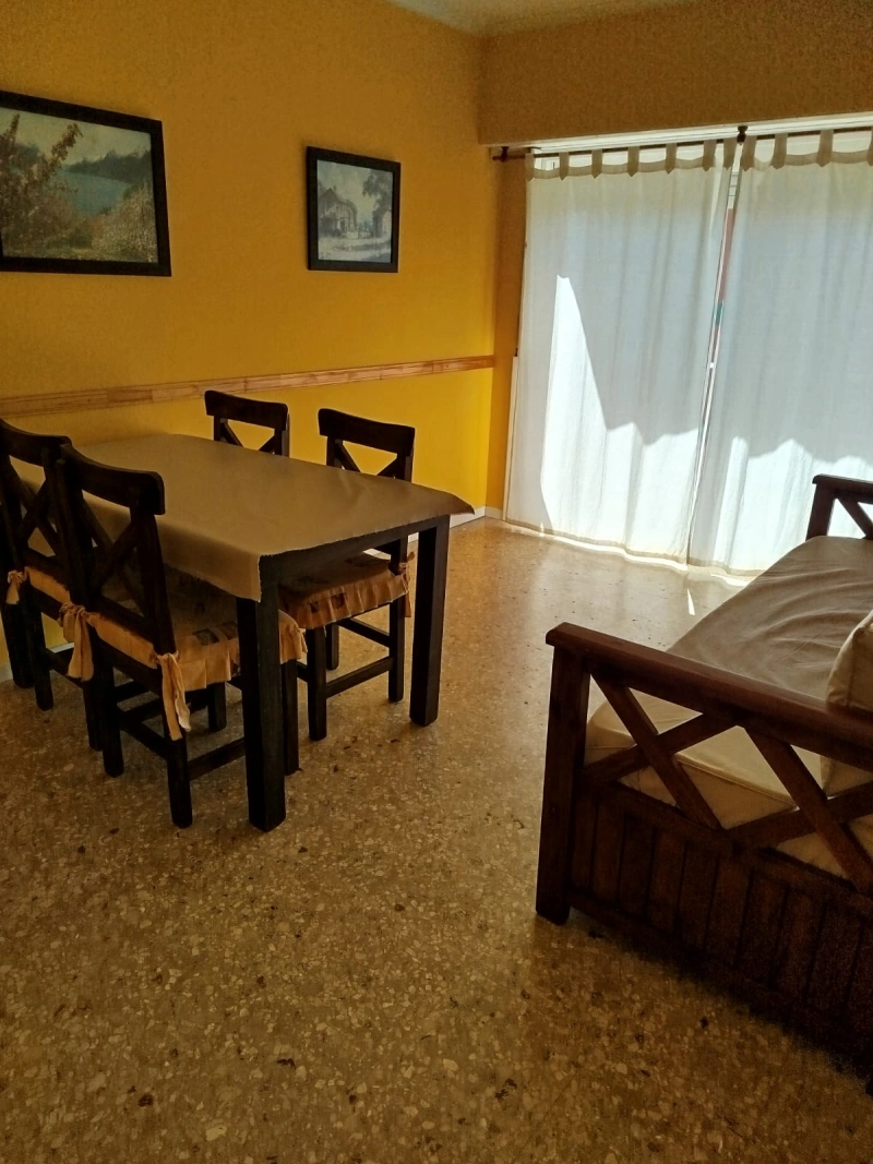2 ambientes - Sobre la Peatonal - A 1 cuadra de la playa - Departamento en San Bernardo