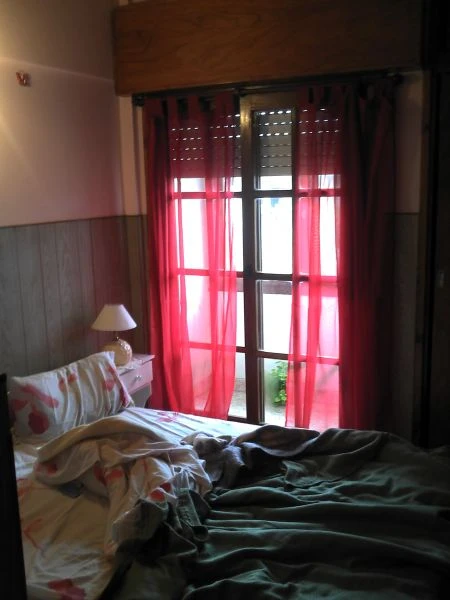 3 Ambientes en 2do Piso por Escalera -  - Departamento en Mar de Ajó