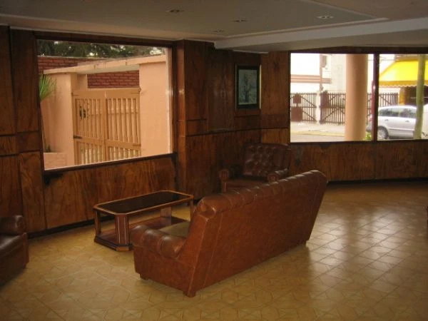 2 Amplios Ambientes en 1er Piso por Ascensor - Buena Iluminacion Natural - A 1½ cuadra del mar - a ½ cuadra del centro - Departamento en San Bernardo