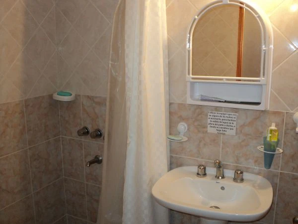 4 Ambientes en Excelente estado - Entrada de Auto - Muy Amplio y Luminoso - A 2 cuadras del mar - Dúplex/Tríplex en Mar del Tuyú