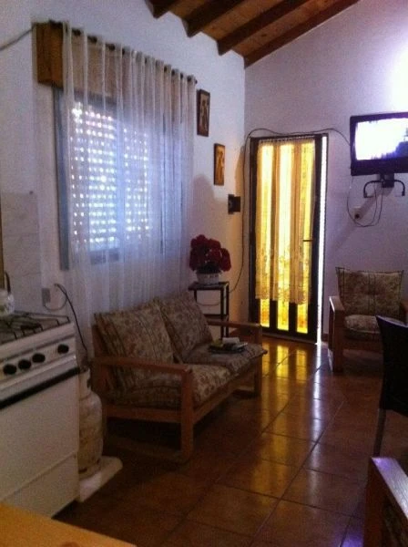 2 Ambientes con Cochera - 3er Piso por Escalera - A 1 cuadra del mar  - Departamento en Las Toninas