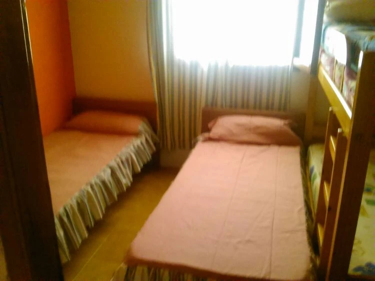 3 Ambientes Amplios - a ½ cuadra del mar - Dúplex/Tríplex en La Lucila del Mar