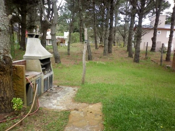 3 Ambientes - Area Parquizada con Pinos - A 6 cuadras del mar - Casa/Chalet en Costa del Este