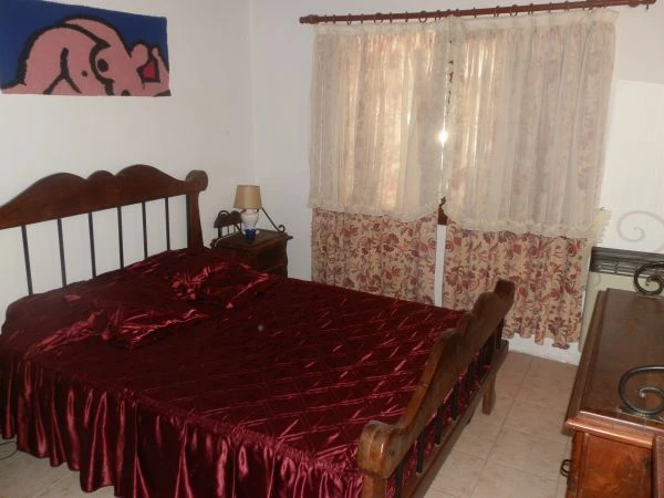 4 Ambientes - Cochera Cubierta - Atendido por sus Dueños - A 1 cuadra de la avenida principal - zona residencial - Casa/Chalet en Mar de Ajó