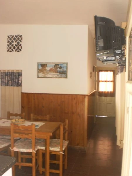 3 Ambientes - Terraza con Parrilla - A 6 cuadras de la playa - a 10 cuadras del centro - a 4 cuadras de San Bernardo - Departamento en Mar de Ajó