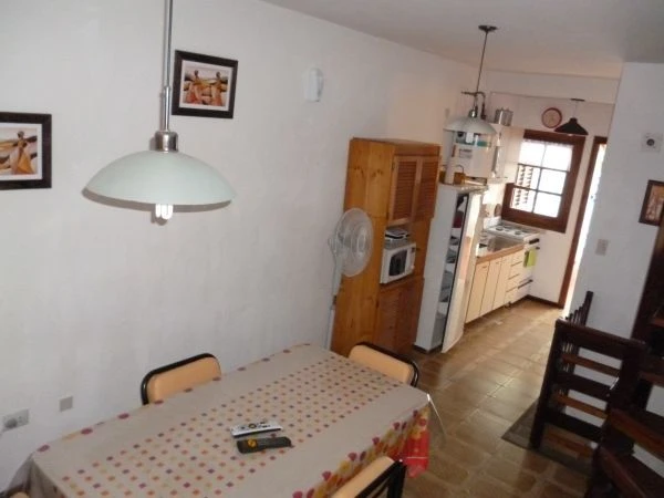 3 Ambientes - Todo impecable - Muy Luminoso y Ventilado - Zona Residencial - a 5 cuadras del mar - a 4 cuadras de la zona comercial - a 10 cuadras de la zona de boliches - Dúplex/Tríplex en San Bernardo